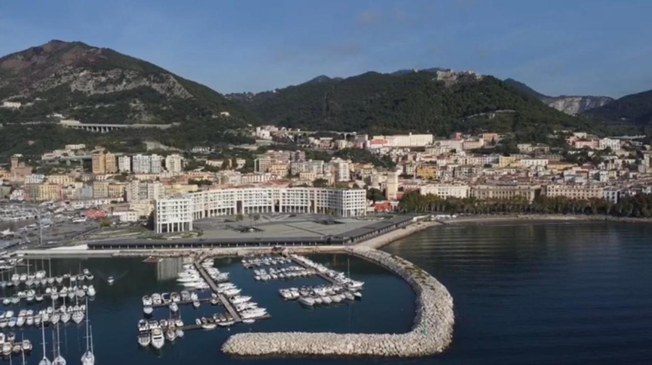 Villa Glam House & Boat Salerno Exterior foto